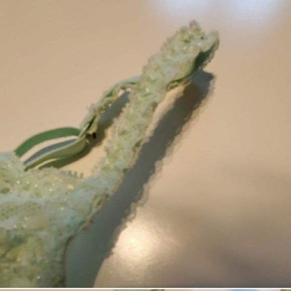 VS PINK Bralette Small - Picture 3 of 8